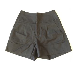 Hinge black high-waist shorts